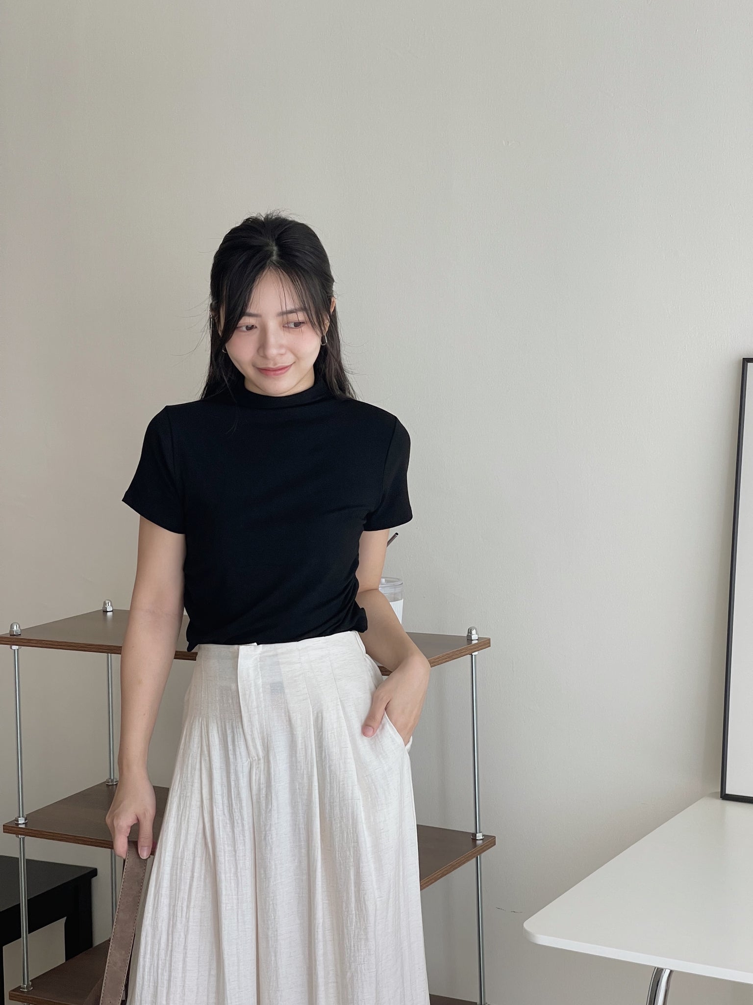 Pendant Mock Neck Top / 小吊坠半高领打底上衣