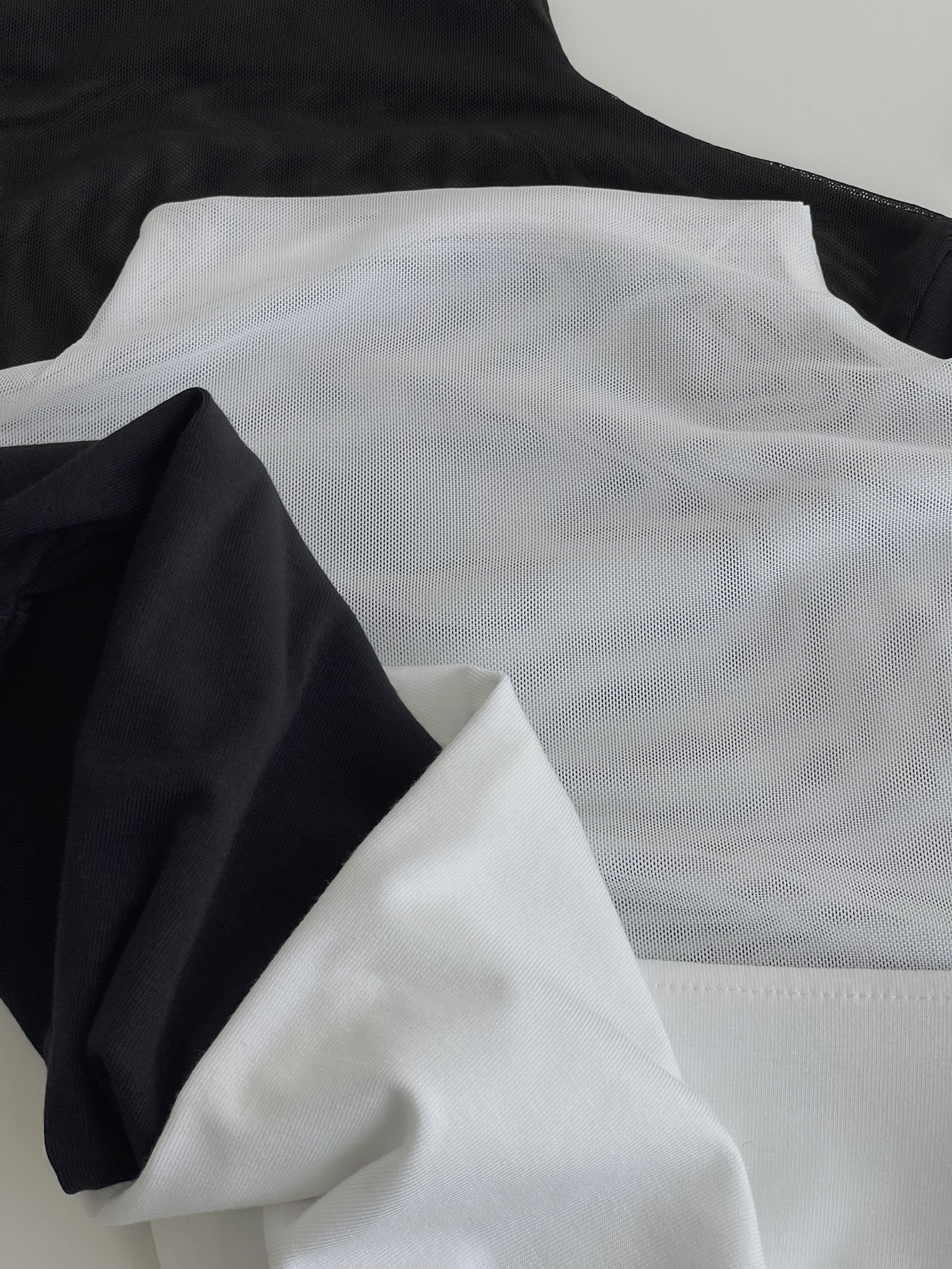 Mesh Spliced Cotton Tee / 网纱拼接半高领棉T恤