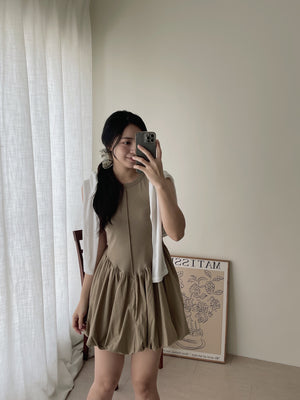Puff Hem Babydoll Dress / 背心拼接花苞连身裙
