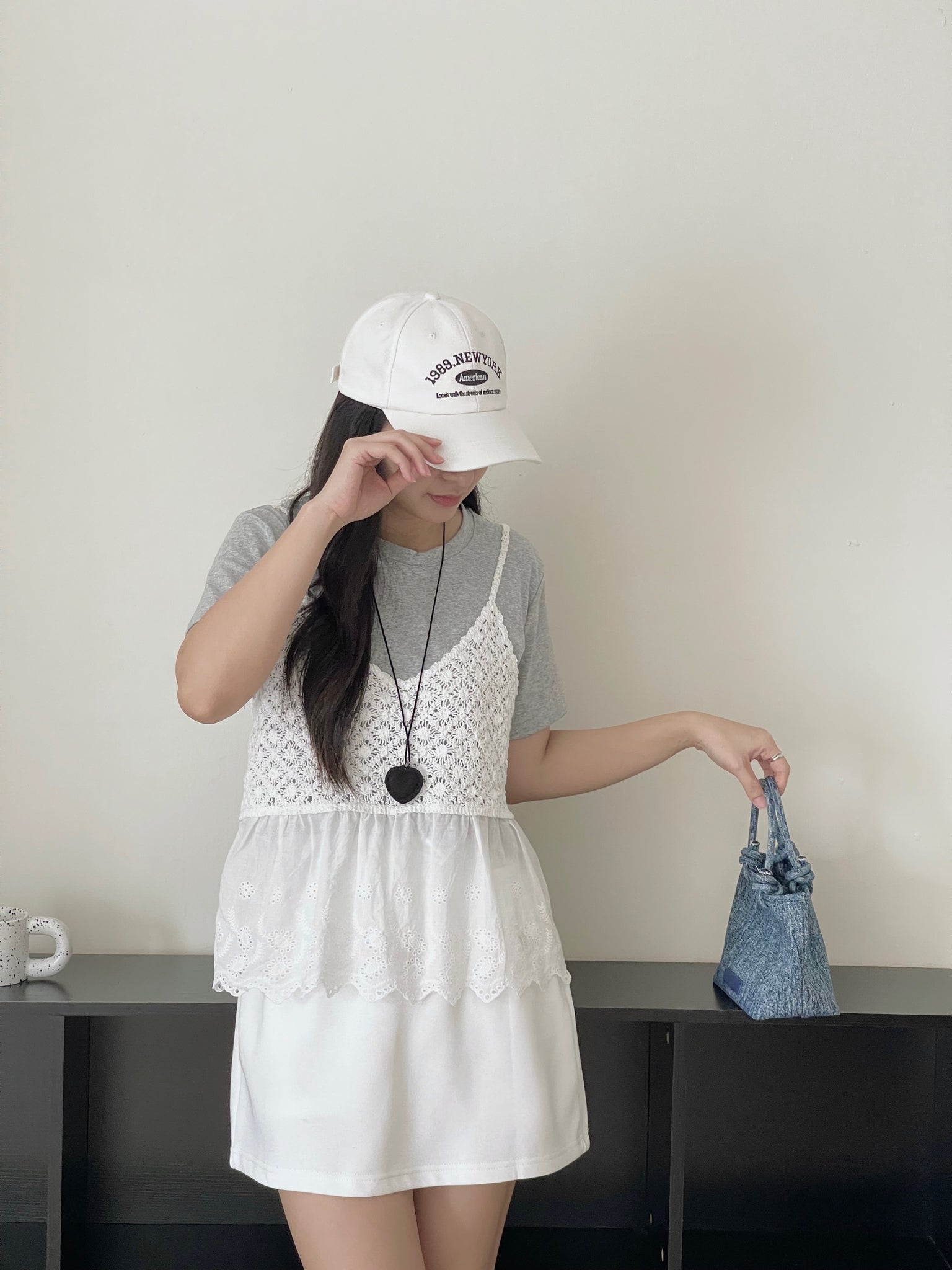 Casual Mini Embroidered Skirt / 休闲卫衣棉短裙
