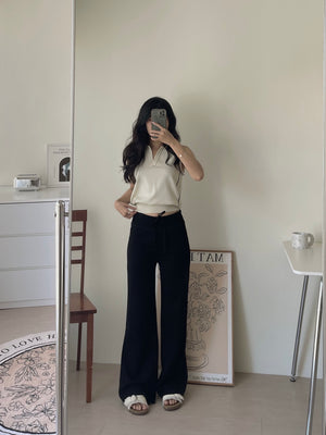 Vneck Sleeveless Knit Top / 显瘦尖领针织无袖上衣