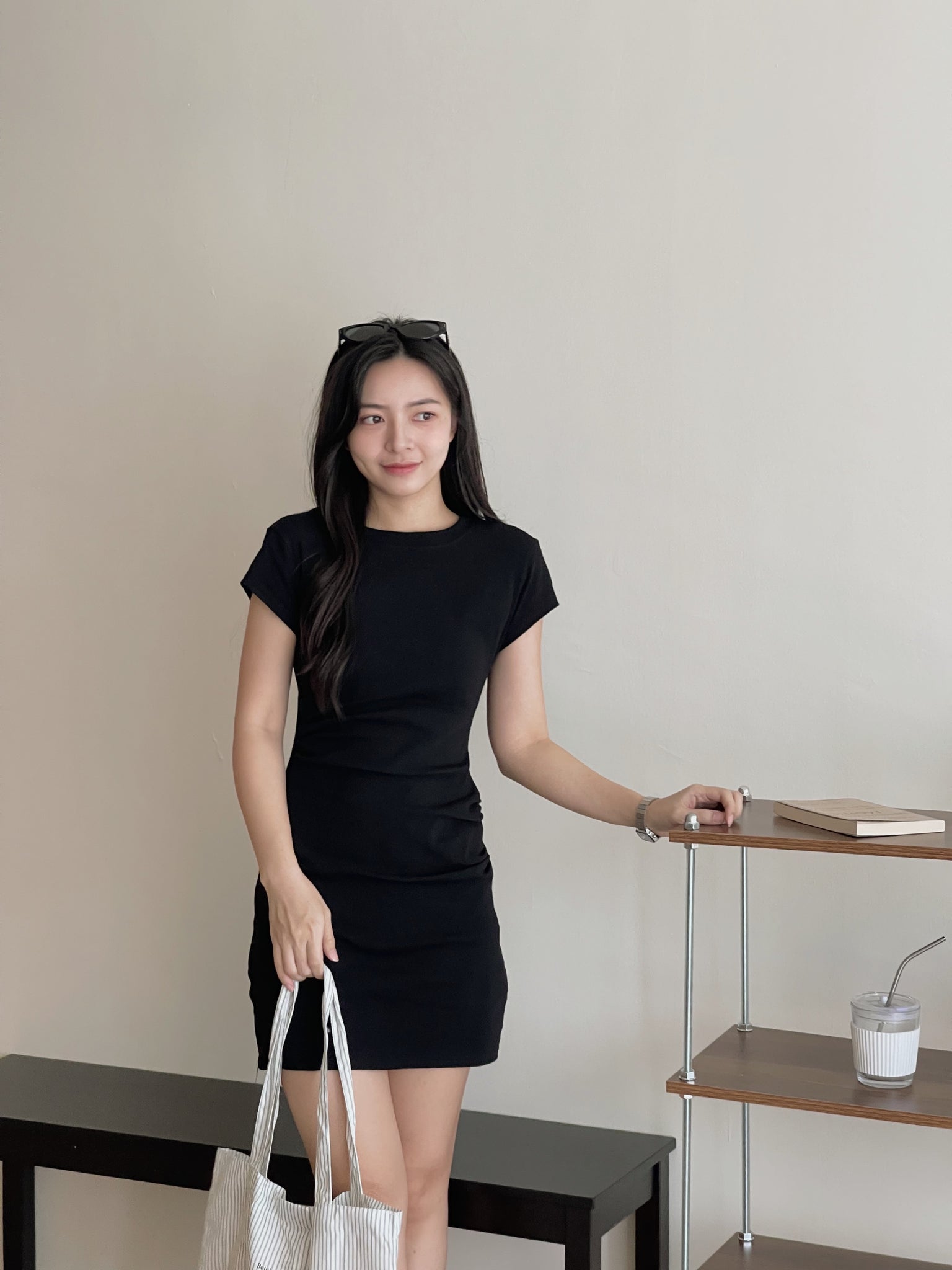 Basic Slim Dress / 基础捏皱收腰连衣裙