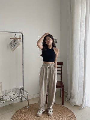 Halterneck Padded Top / 挂脖显锁骨胸垫上衣