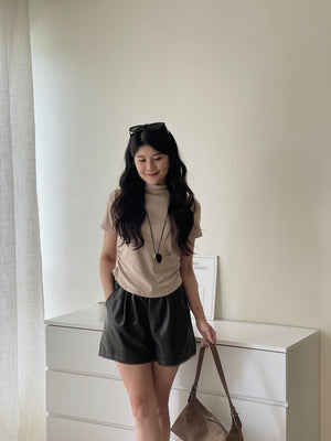 Pendant Mock Neck Top / 小吊坠半高领打底上衣