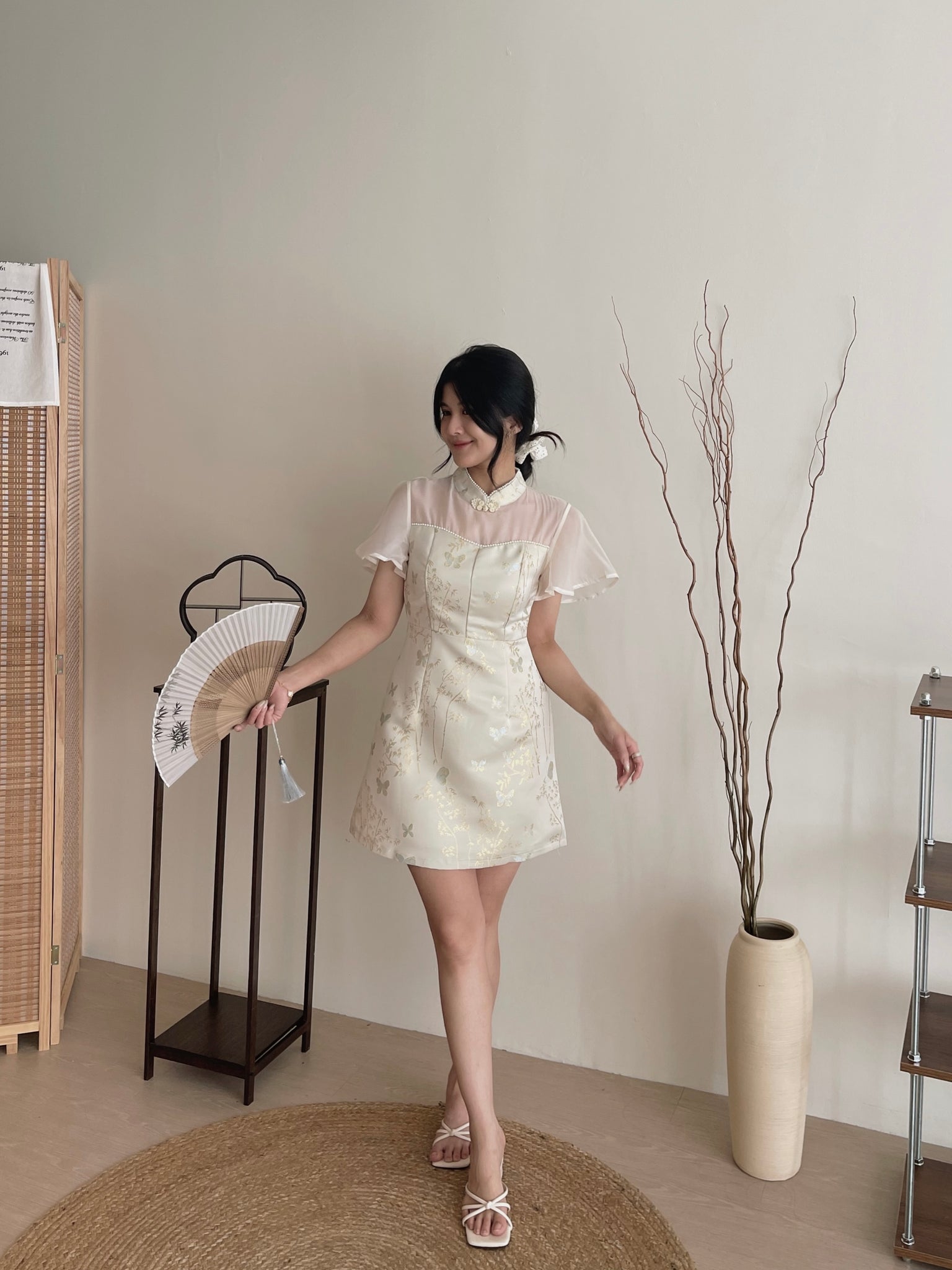 Butterfly Flutter Qipao Dress / 锦蝶花语-金线提花改良旗袍