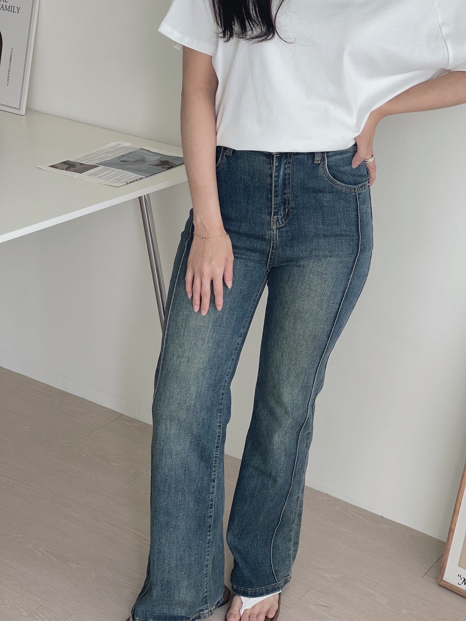 Fit Stretch Bootcut Jeans / 弹力微喇叭牛仔裤