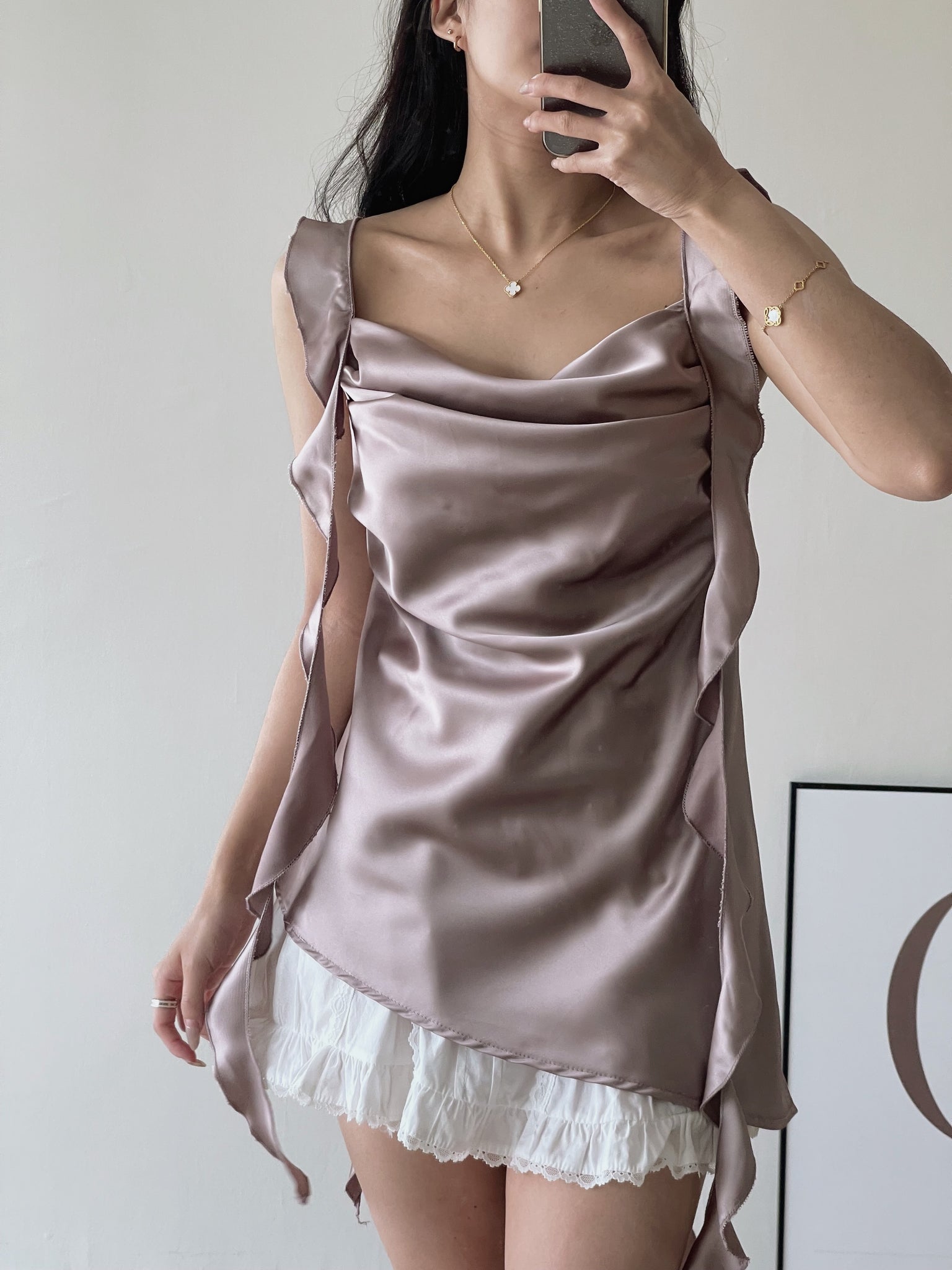 Ruffles Long Strap Top / 荷叶长肩带缎面上衣