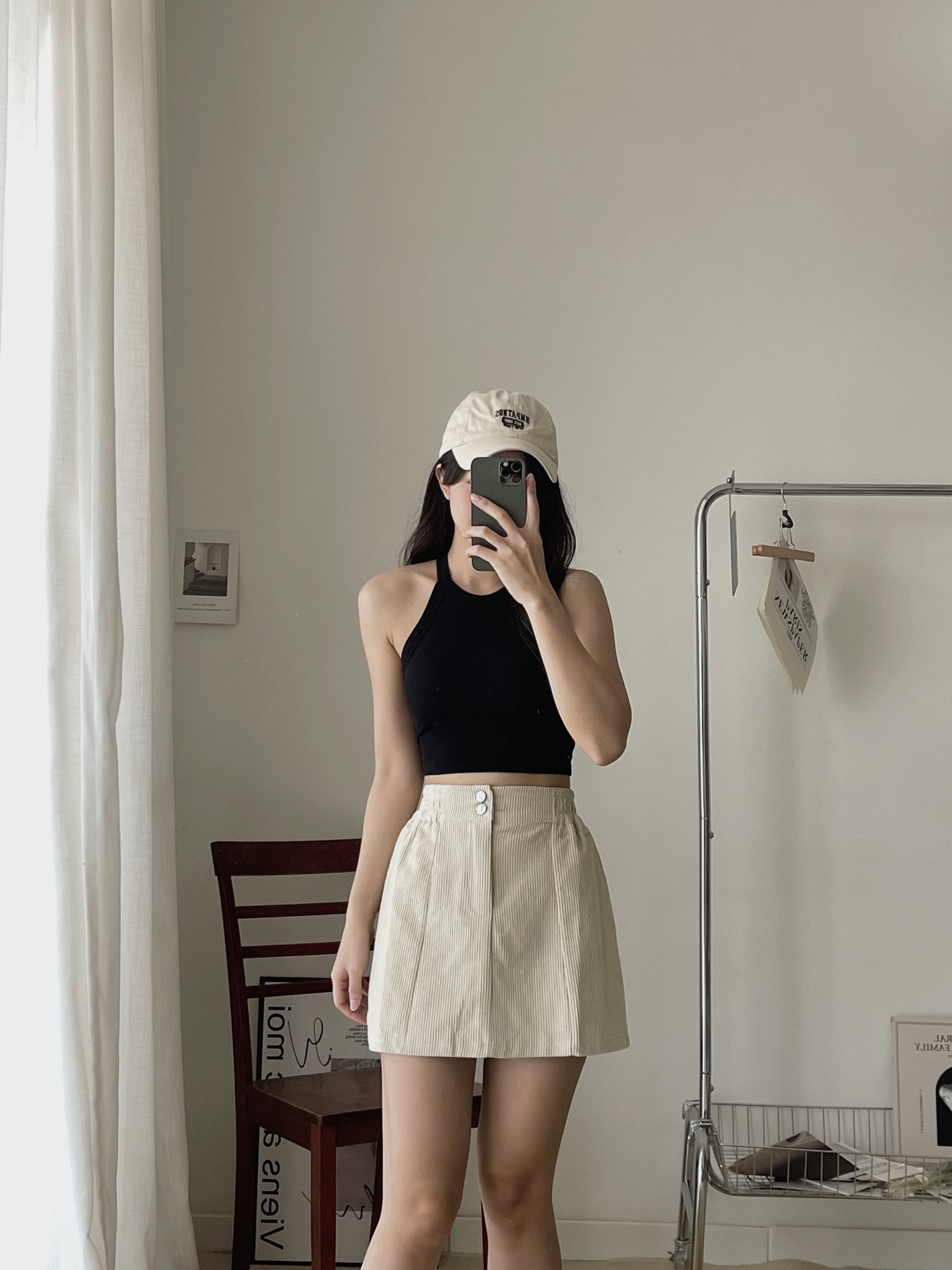 Halterneck Padded Top / 挂脖显锁骨胸垫上衣