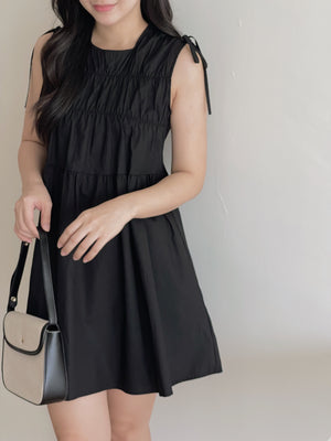Castille Sweet Dress / 甜美褶皱连身裙