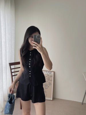 Casual Vest Set / 琥珀排扣休闲套装