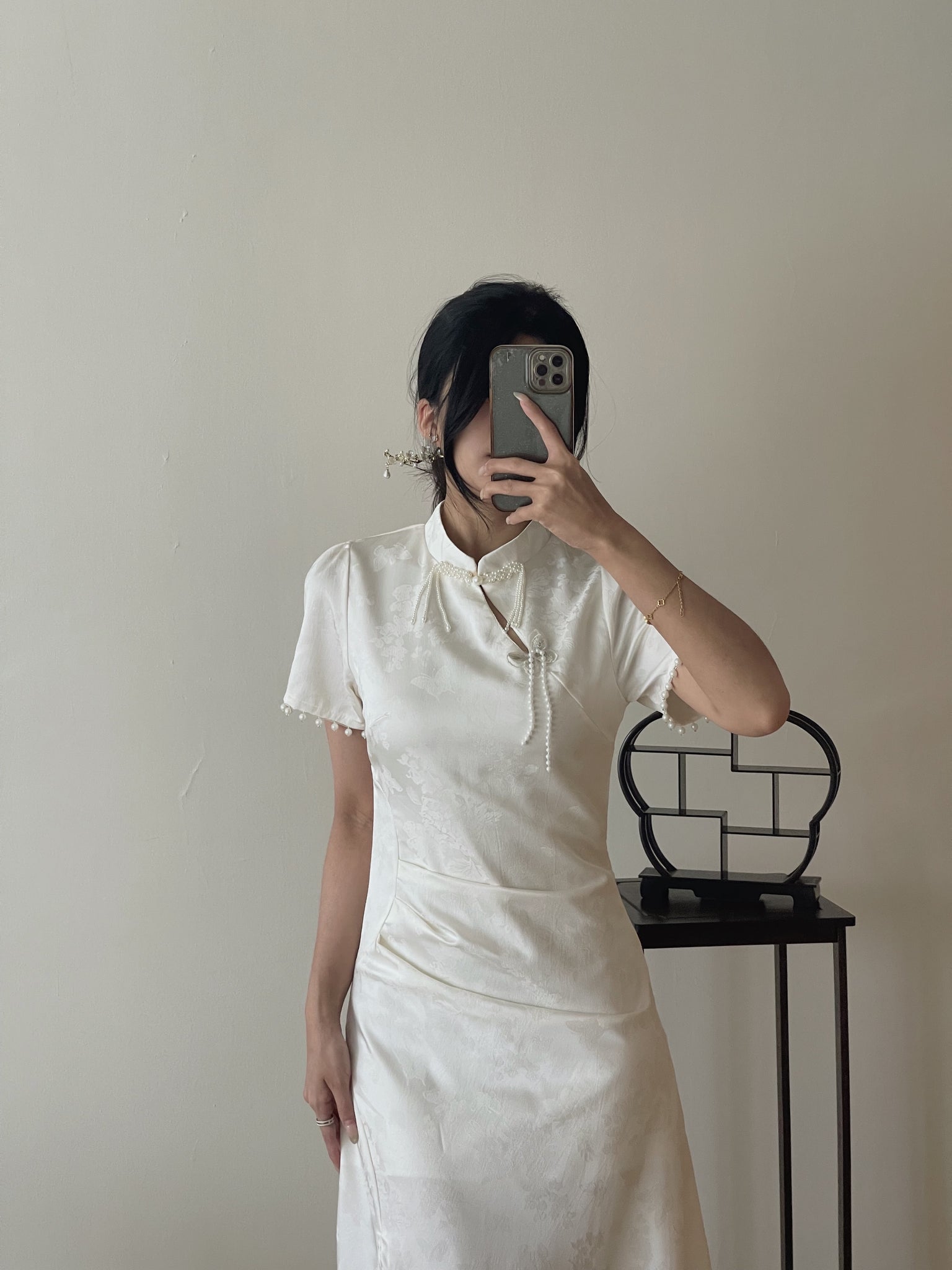 Pearl Tassel Cheongsam / 素雅珍珠流苏提花连身裙