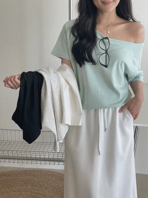 Wide Neck Simple Tee / 净色落肩T恤