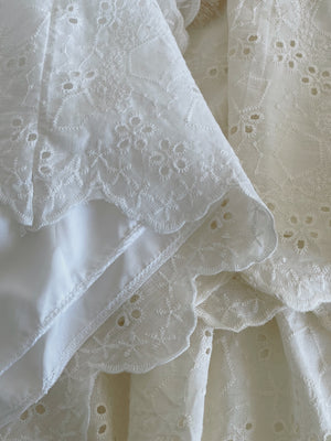 Holiday Eyelet Set / 刺绣抽绳度假套装