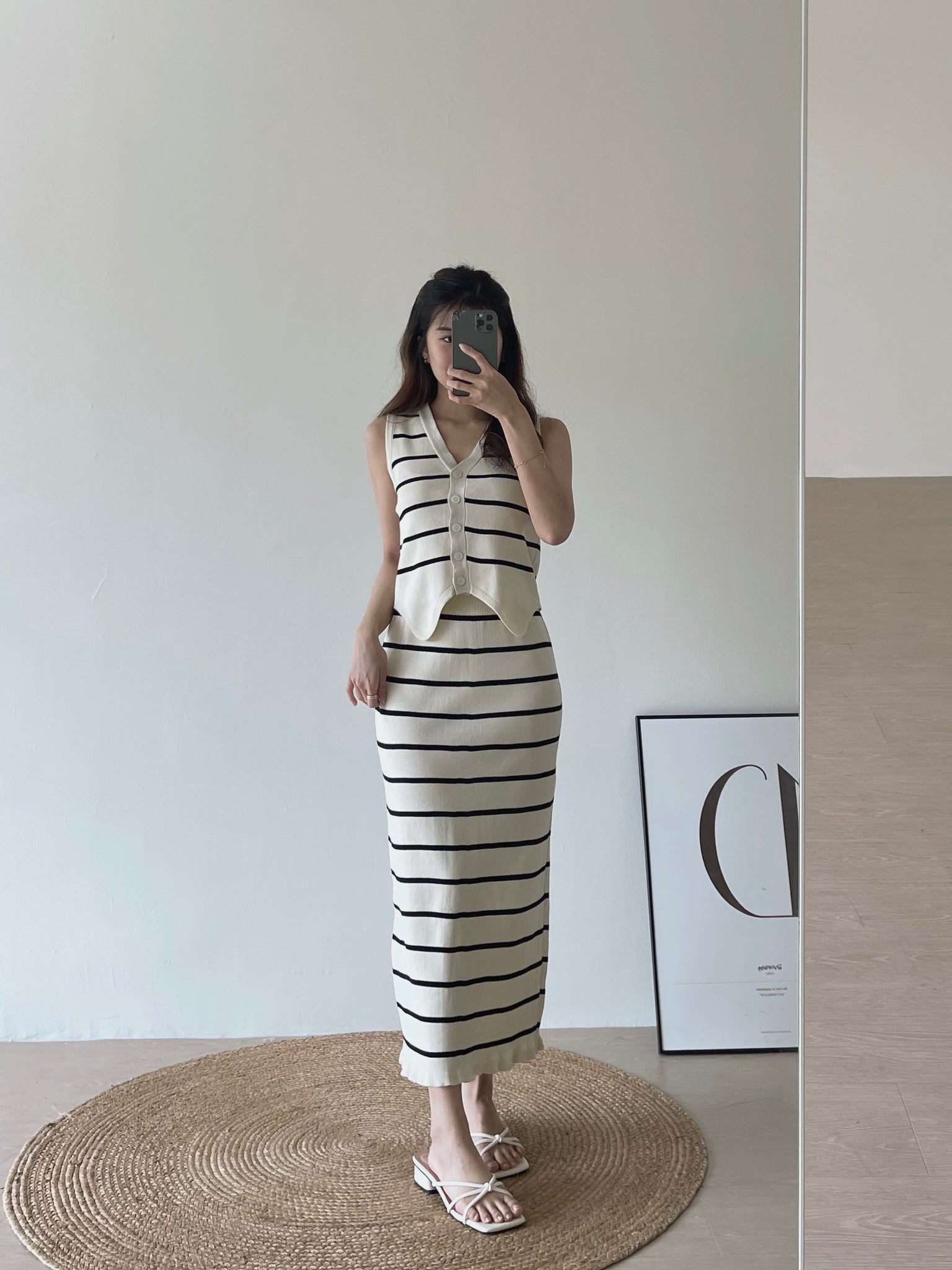 Ladies Stripes Sleeveless Set / 优雅条纹背心套装