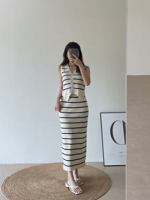 Ladies Stripes Sleeveless Set / 优雅条纹背心套装