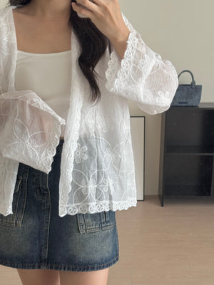 Eyelet Hooded Outer / 蕾丝刺绣连帽外套
