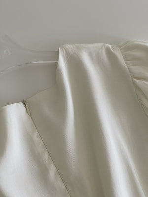 Anais Puff Sleeves Dress / 韩风泡泡袖连身裙