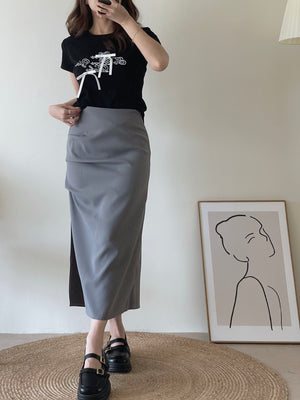 Manette Ruched Skirt / 甜酷褶皱修身半裙