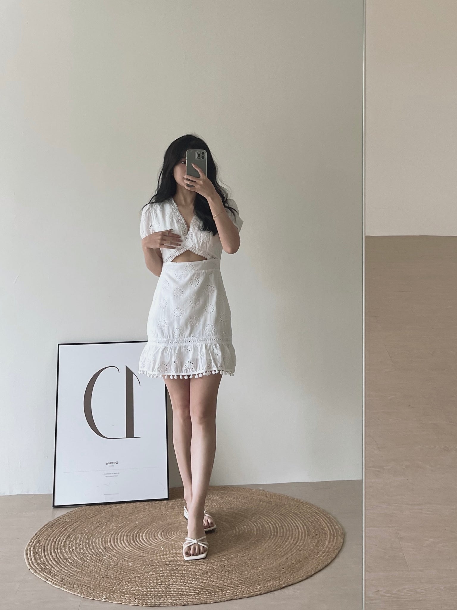 Eyelet Embroidered Cutout Dress / 挖空设计感连衣裙