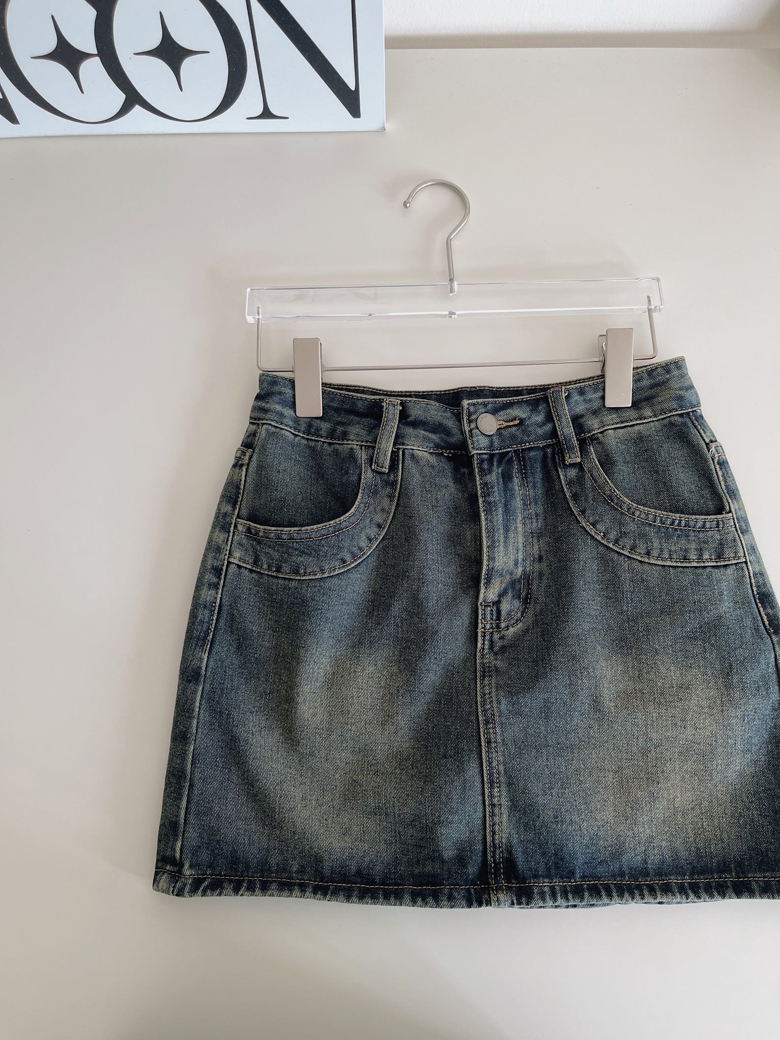 Vintage Mini Skirt / 简约复古迷你裙