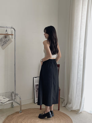 Halterneck Padded Top / 挂脖显锁骨胸垫上衣