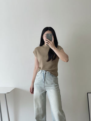 Mock Neck Knit Top / 半高领针织上衣