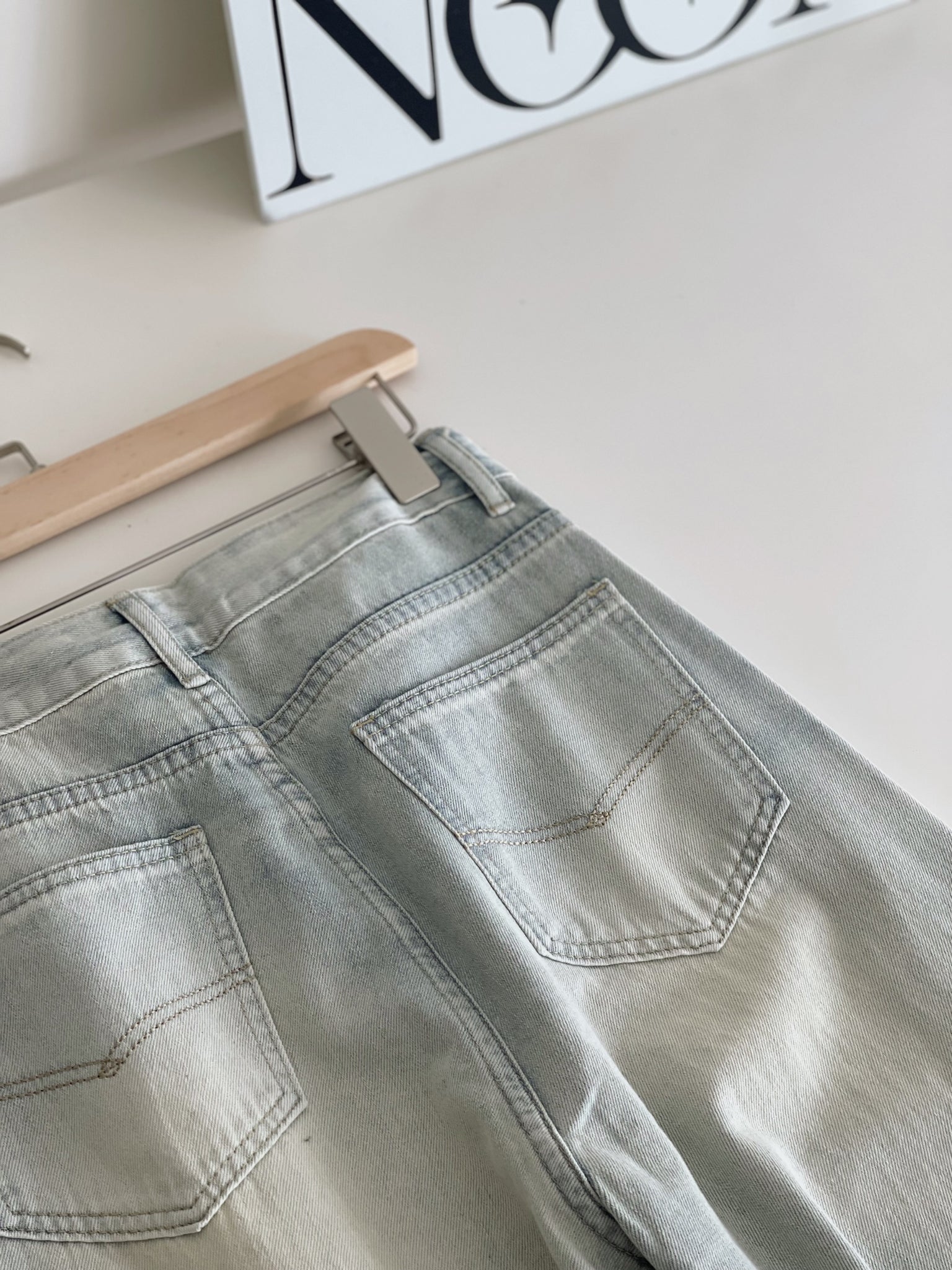 Extra Long Light Washed Jeans / 加长版浅牛仔长裤