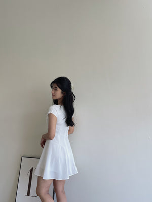 Calla Drop Shoulder Jumpsuit / 缎面落肩阔腿连身裤