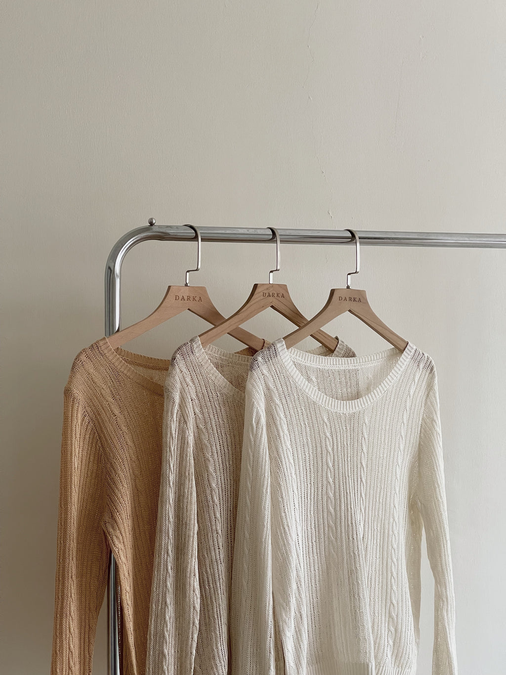 Hole Knit Sweater / 镂空针织长袖衫