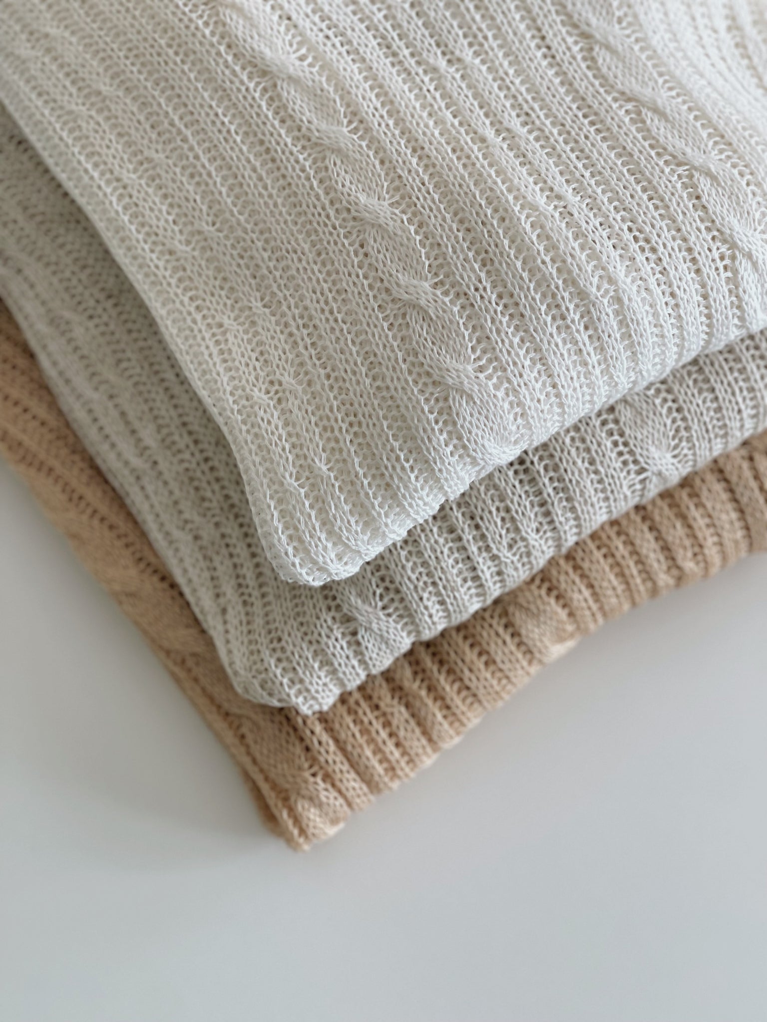 Hole Knit Sweater / 镂空针织长袖衫