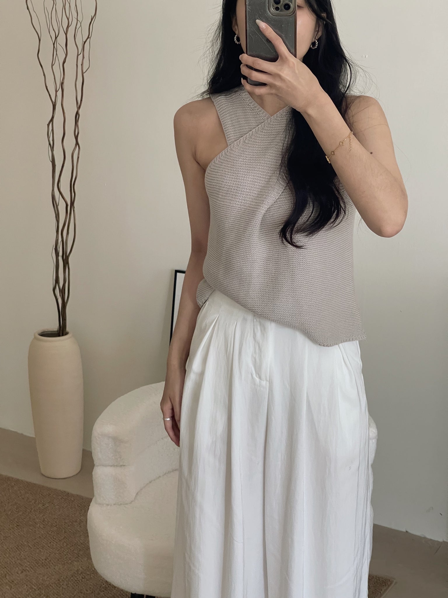 Knitted Cross Halter Top / 气质针织交叉无袖上衣