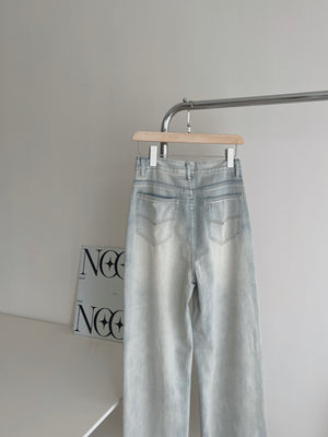 Extra Long Light Washed Jeans / 加长版浅牛仔长裤