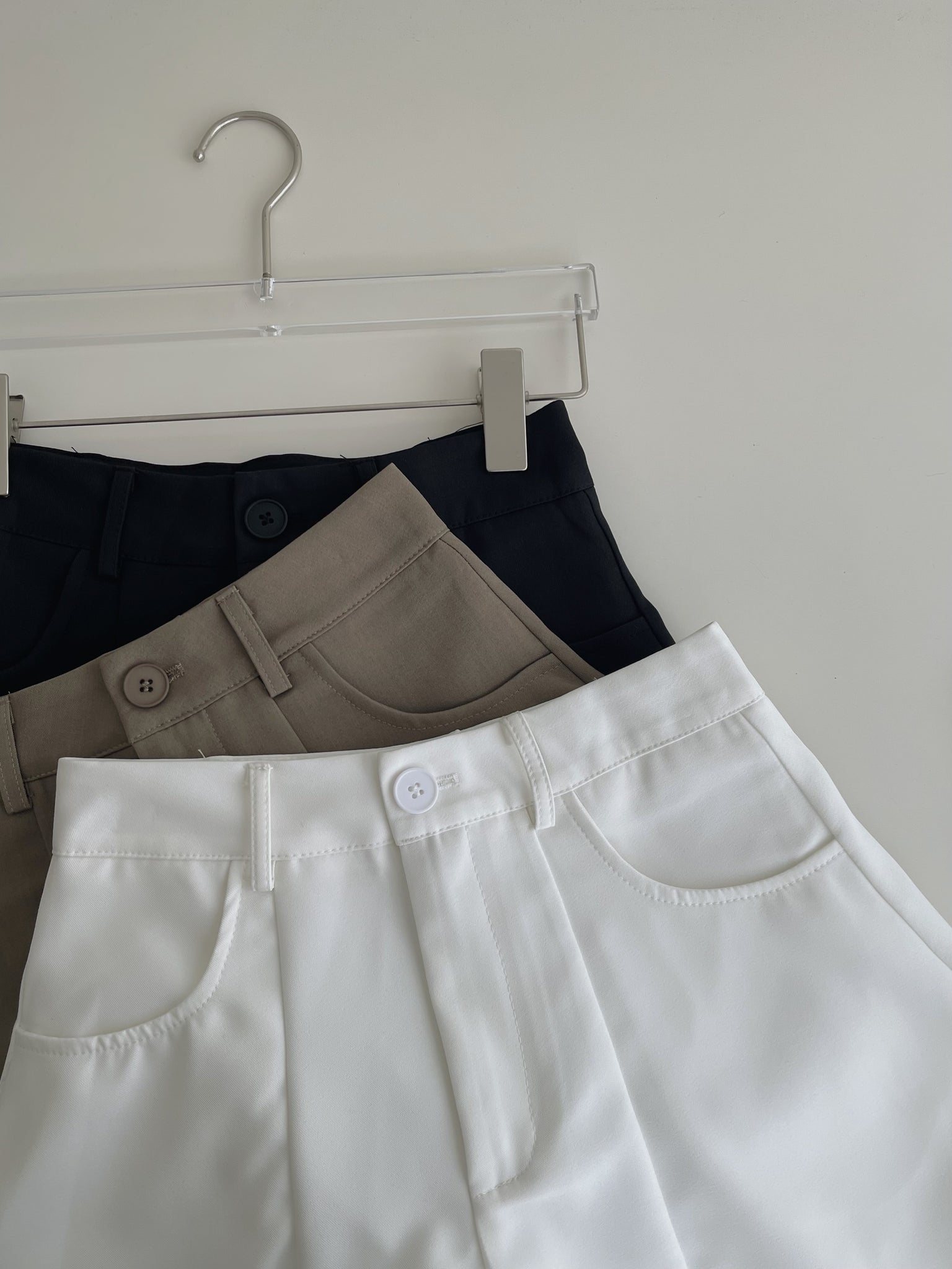 Wide Leg Design Shorts / 双层显腿瘦设计短裤