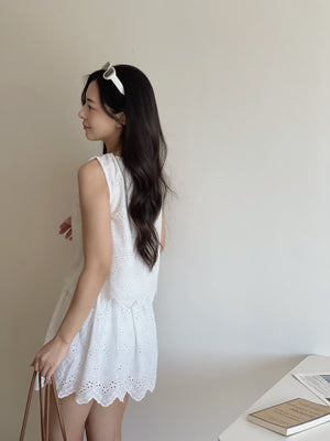 Holiday Eyelet Set / 刺绣抽绳度假套装
