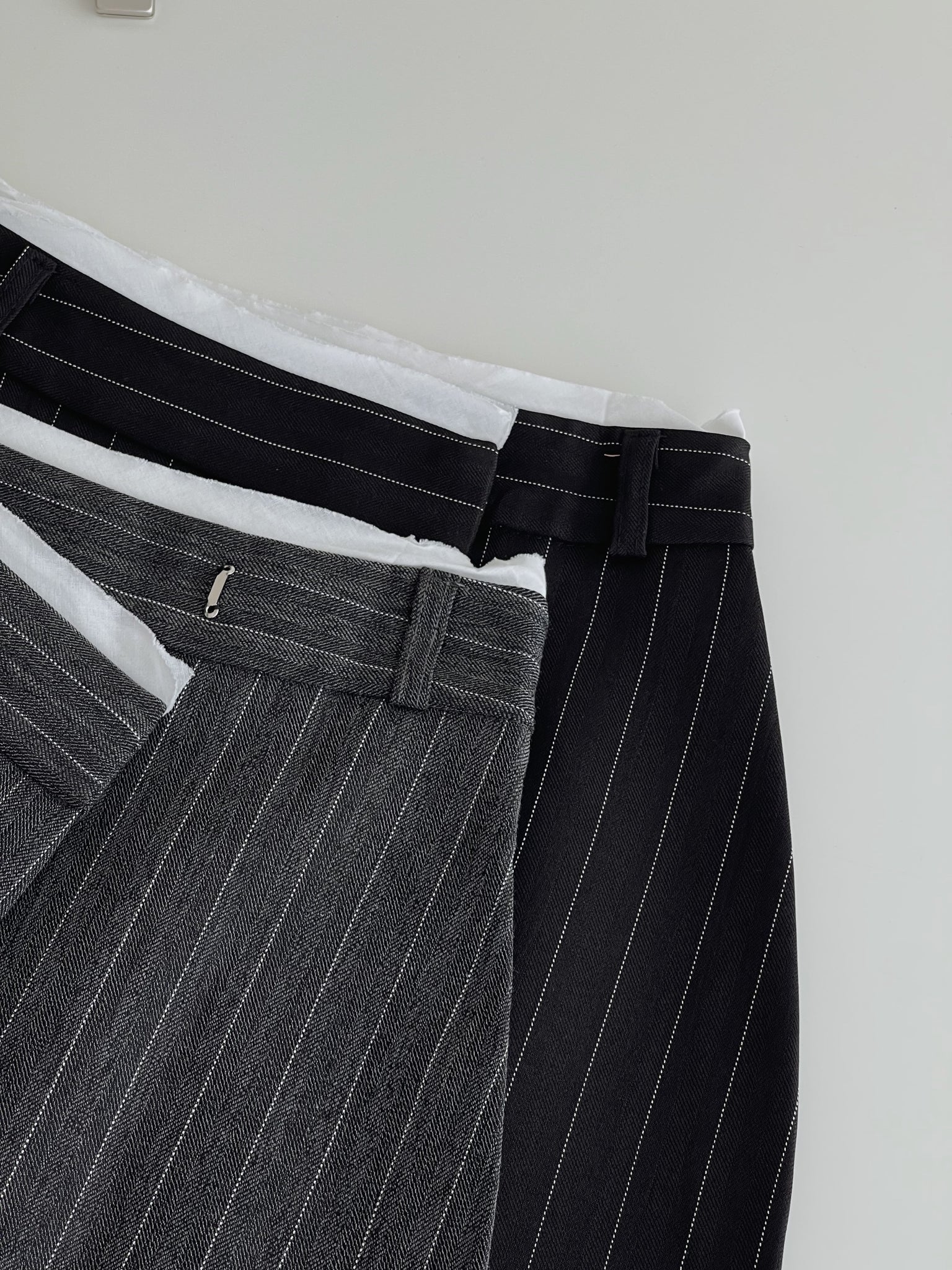 Asymmetrical Stripes Skort / 学院风竖条纹裤裙