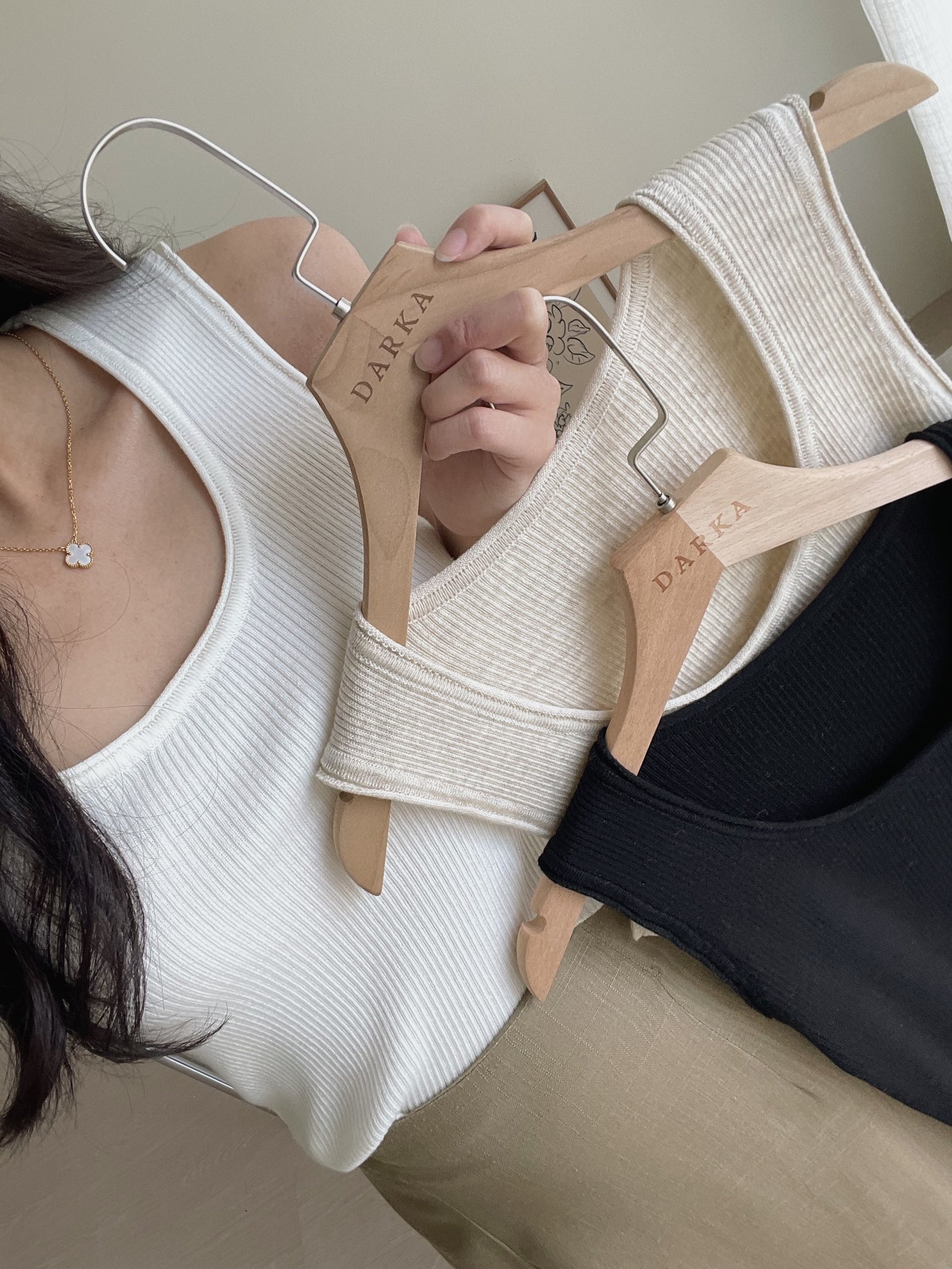 Comfy Tank Top / 遮副乳针织背心