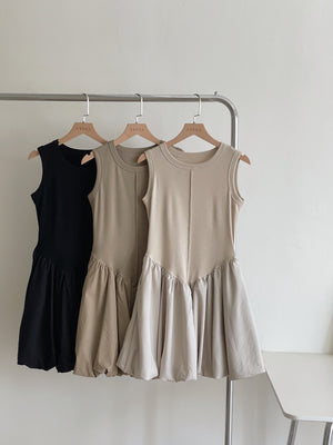 Puff Hem Babydoll Dress / 背心拼接花苞连身裙