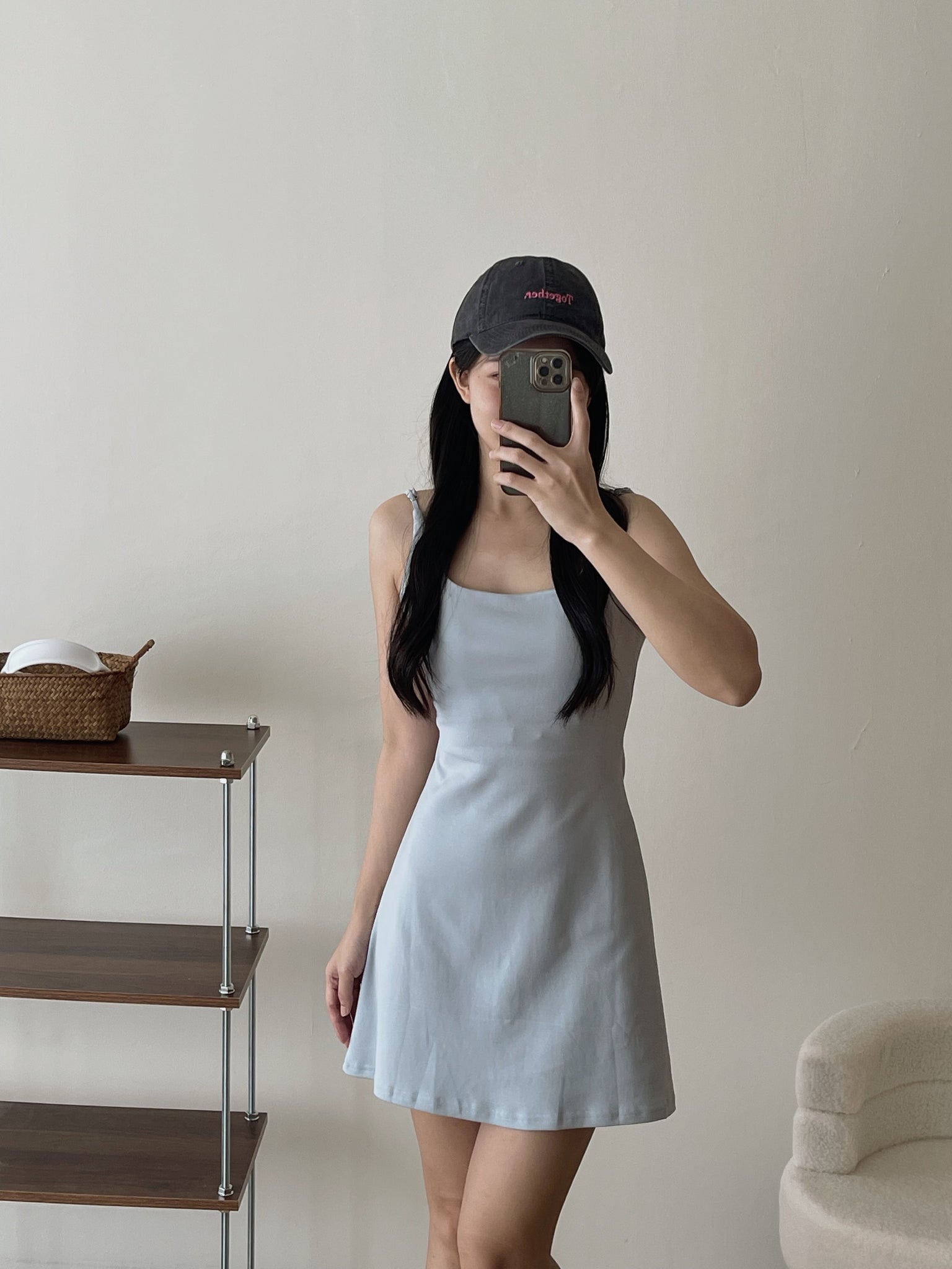 Simple Spaghetti Dress / 简约收腰吊带裙