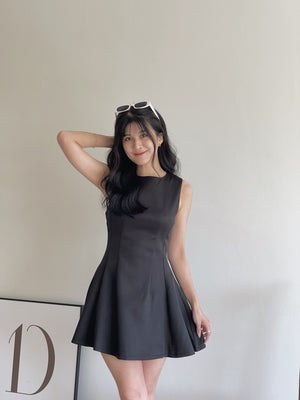 Scarlett Babydoll Dress / 小蛮腰气质连身裙