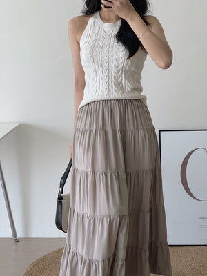 Halterneck Cable Knit Top / 挂脖麻花针织上衣