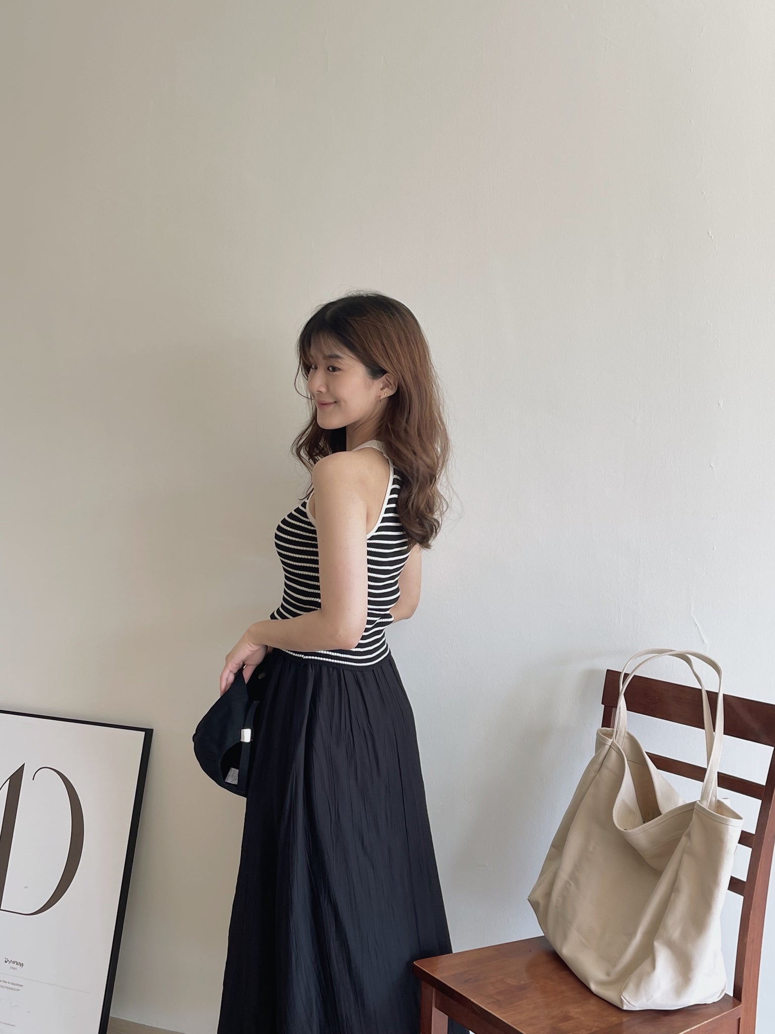 Stripes Halterneck Singlet / 杏黑条针织挂脖背心