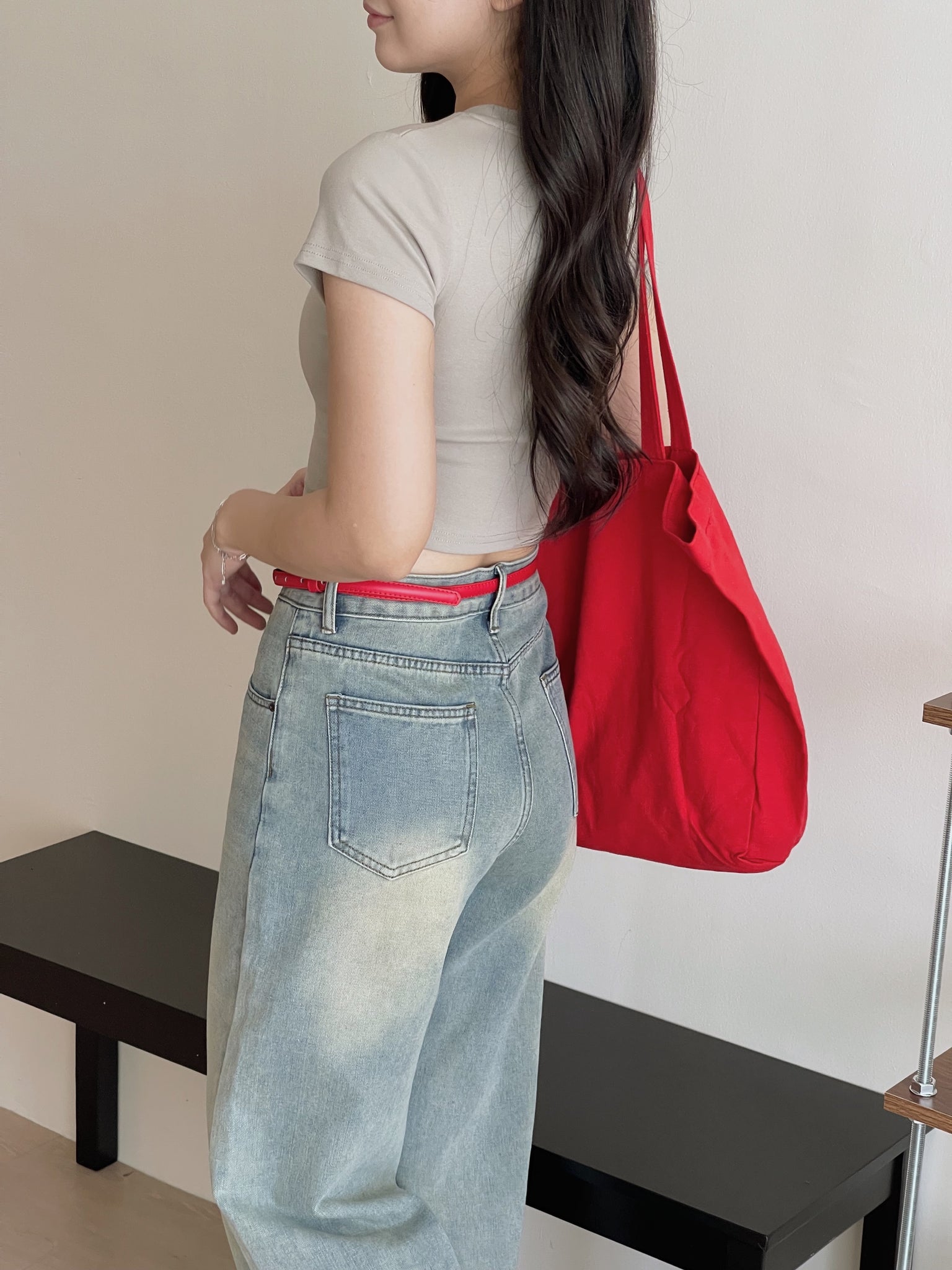 Crop Tee With Removable Pad / 短款T恤自带可拆卸乳胶垫