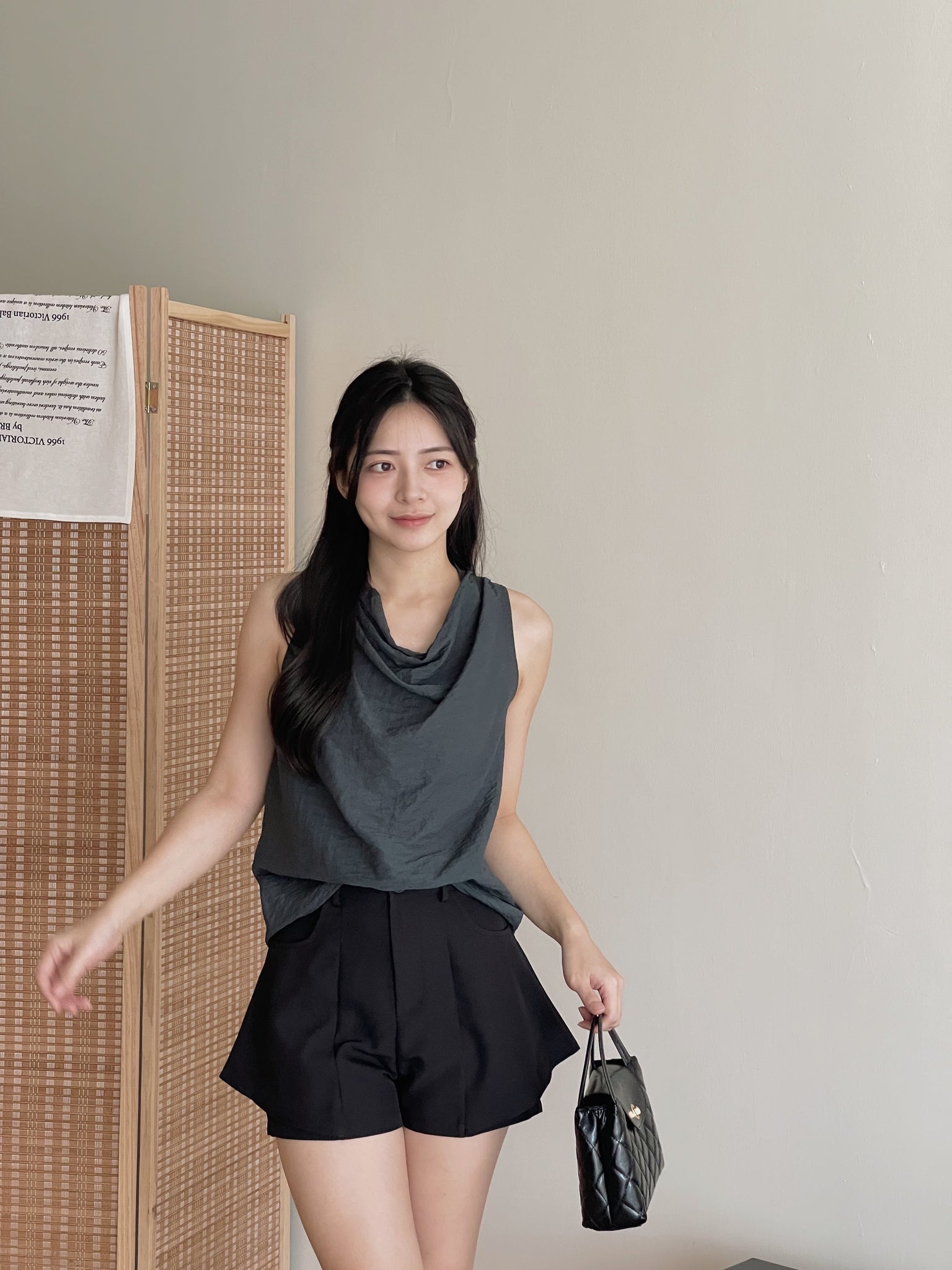 Wide Leg Design Shorts / 双层显腿瘦设计短裤