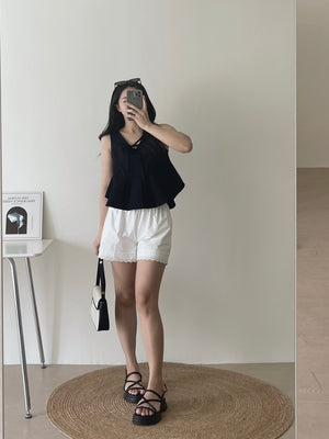 Lace Trim Casual Pants / 甜美蕾丝边条休闲短裤