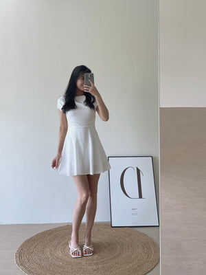 Calla Drop Shoulder Jumpsuit / 缎面落肩阔腿连身裤