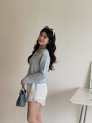 Crochet Lace Hem Shorts / 镂空刺绣短裤