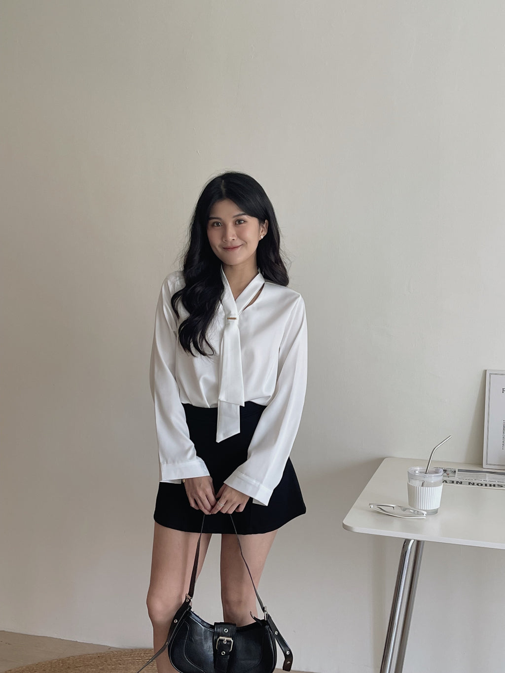 KimBiseo Silk Shirt / 金秘书气质缎面衬衫
