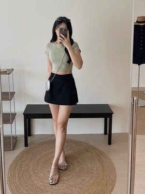 Crop Tee With Removable Pad / 短款T恤自带可拆卸乳胶垫