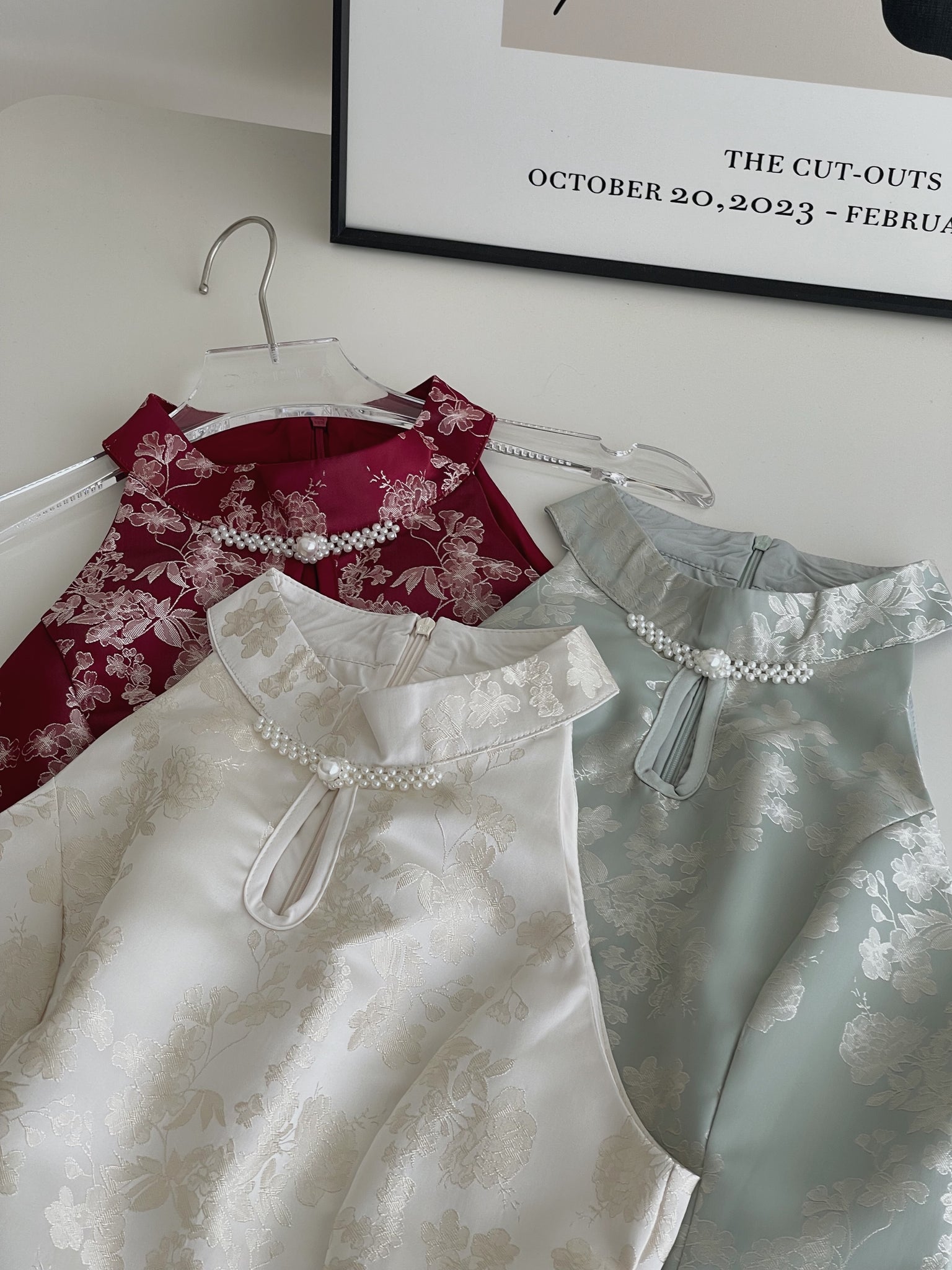 Moonlit Bloom Satin Top / 玉兰映月-高雅光泽锦缎旗袍上衣