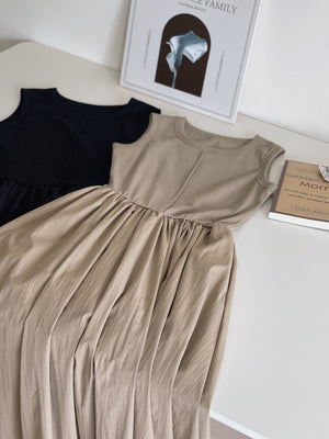 Cassia Ribbed Spliced Dress / 背心拼接连身长裙